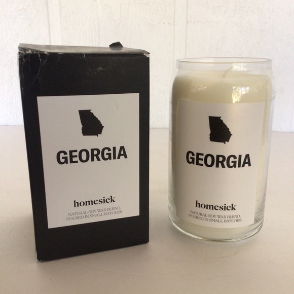 HOMESICK GEORGIA NWT NATURAL SOY CANDLE - Picture 3 of 13
